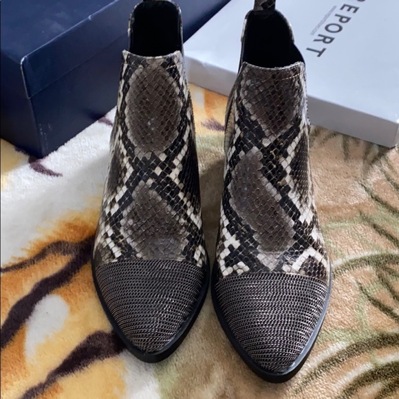 Booties - Picture 3 of 4